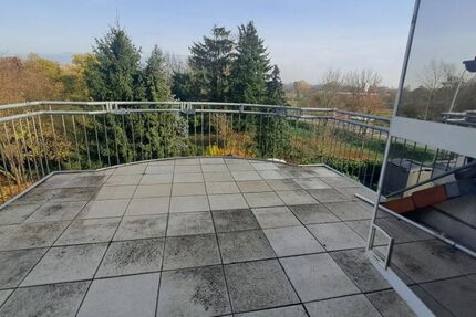 Provisionsfrei* Freie 3-Zimmer-Maisonette-Wohnung in Nauheim mit großem Balkon und Stellplatz!Sowohl zum sofortigen Bezug als auch zur Kapitalanlage geeignet! - Wohnung Nauheim | Angebot:25398984