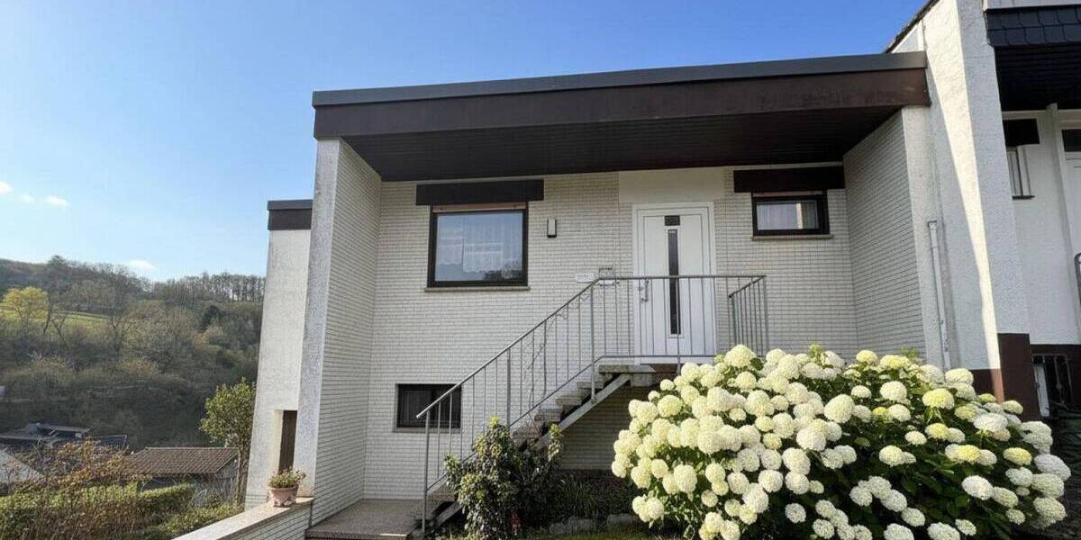 Doppelhaushälfte Heppenheim (Bergstraße) / Ober-Laudenbach Ober-Laudenbach - 4 Zimmer, 120 m&sup2;, 315.000&euro; | Angebot:25984395