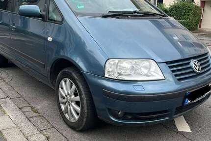 VW Sharan