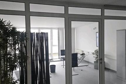 Modernes Büro mit Glaswänden - Komplette Etage zimmer