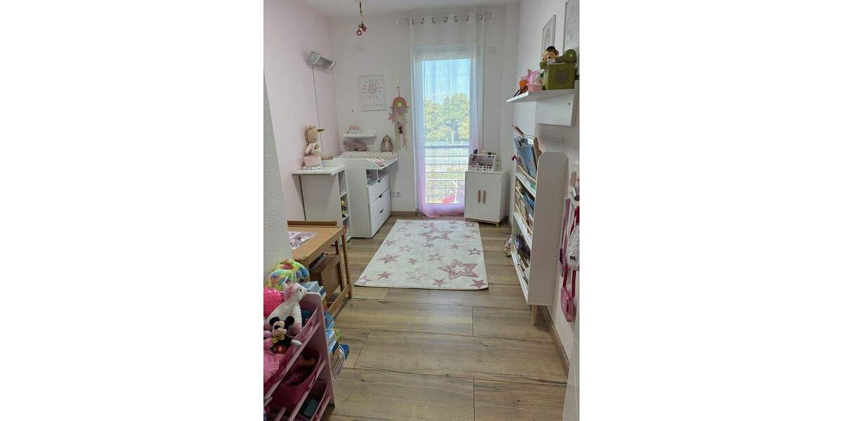 Etagenwohnung Frankfurt Am Main Schwanheim - 4 Zimmer, 129 m&sup2;, 699.000&euro; | Angebot:25043219