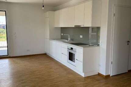 Wohnung zum Mieten in Frankfurt am Main 1.444,74 € 93.84 m² 3 zimmer