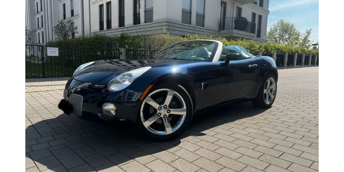 Pontiac Solstice 144.000 km 12.300 &euro; Frankfurt am Main 60486