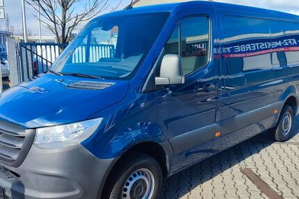 Mercedes-Benz Sprinter 179.900 km 24.800 &euro; Rüsselsheim 65428