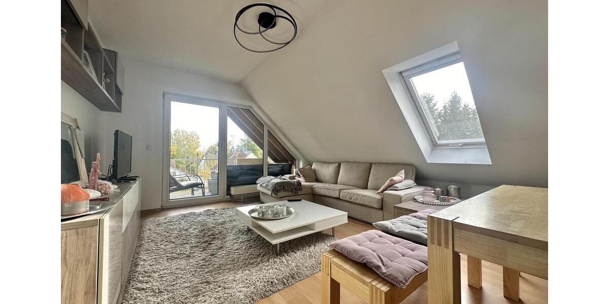 3 Zi.-Dachgeschosswohnung - TOP-Wohnlage im Buchraingebiet 3 zimmer