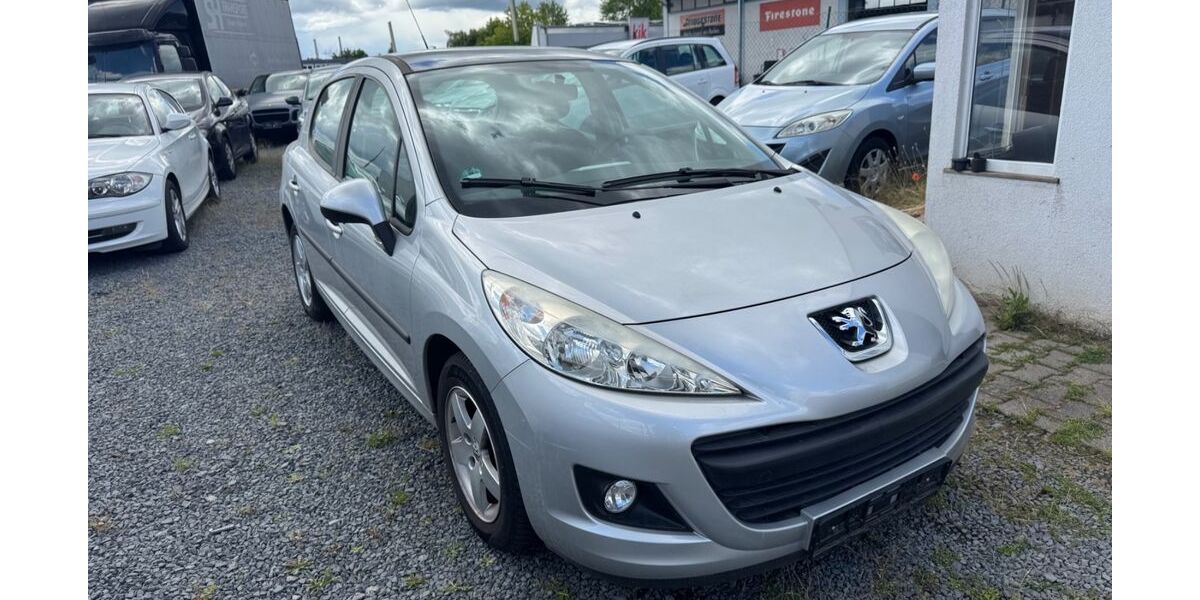 Peugeot 207 100.000 km 3.200 &euro; Dieburg 64807