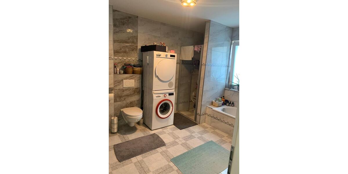 Etagenwohnung Mainz Ebersheim - 4 Zimmer, 152 m&sup2;, 1.900&euro; | Angebot:25152219