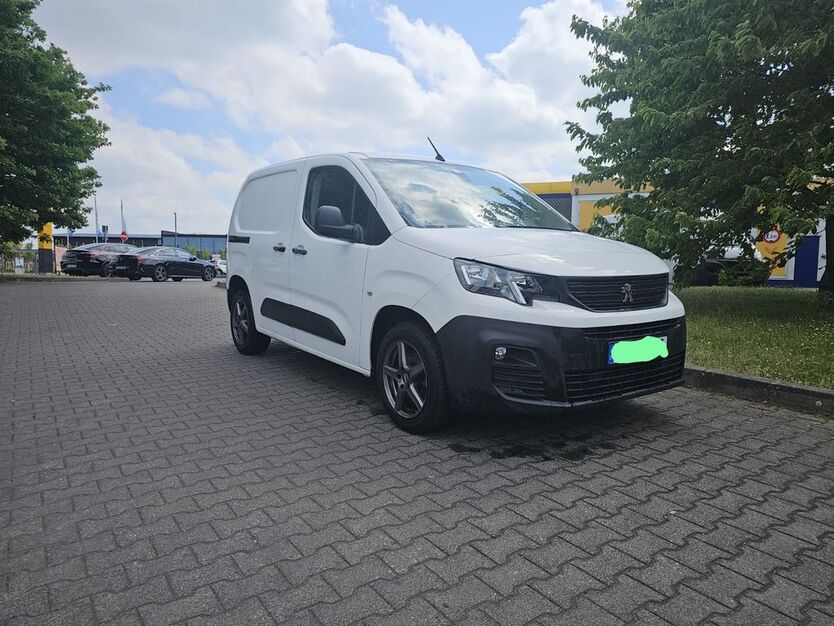 Peugeot Partner 53.800 km 11.990 € Dietzenbach-Steinberg 63128