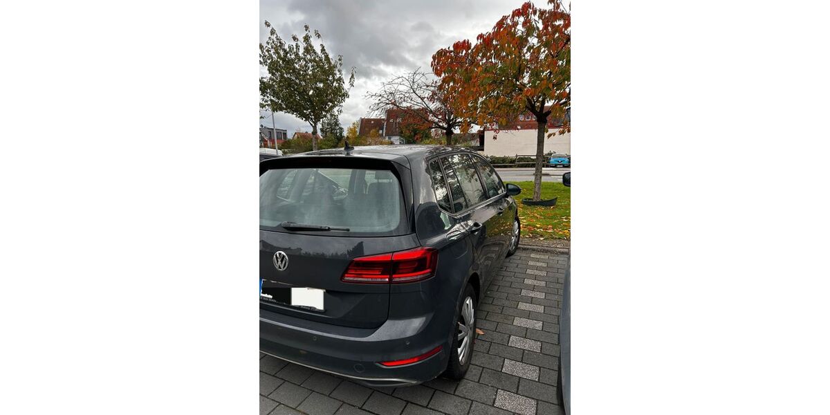 VW Golf Sportsvan 110.000 km 9.300 &euro; Dieburg 64807