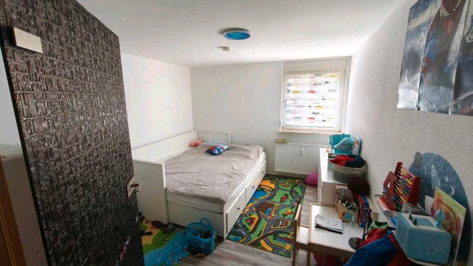 Etagenwohnung Pfungstadt - 3 Zimmer, 80 m&sup2;, 950&euro; | Angebot:26322075