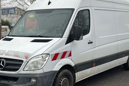 Mercedes-Benz Sprinter 180.000 km 10.490 &euro; Darmstadt 64293