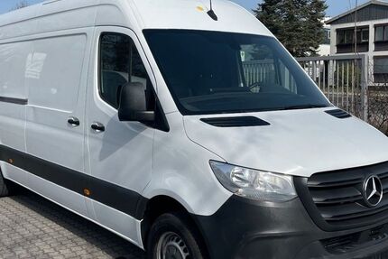 Mercedes-Benz Sprinter 127.000 km 17.980 &euro; Langen 63225