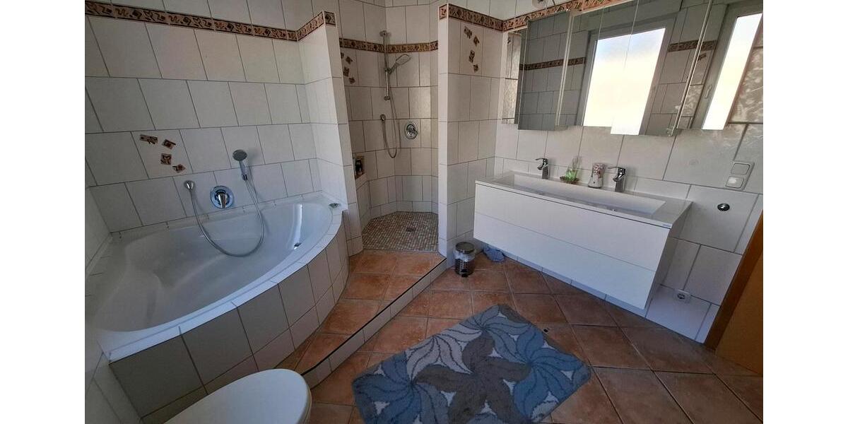 Maisonettenwohnung Hattersheim am Main - 5 Zimmer, 124 m&sup2;, 490.000&euro; | Angebot:24646173