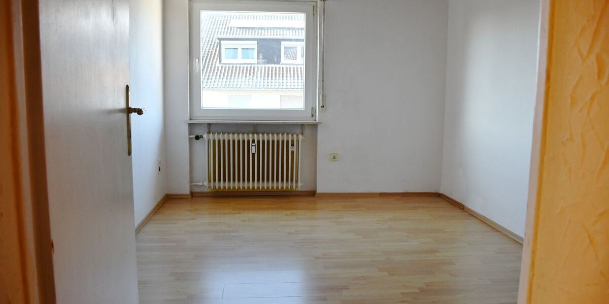 Großzügiges 3-Parteienhaus in angenehmer zentraler Wohnlage von Pfungstadt - Mehrfamilienhaus, Wohnhaus Pfungstadt Weiterstadt | Angebot:24420397