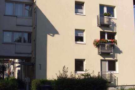Wohnung Hochheim am Main - 4 Zimmer, 83 m&sup2;, 870&euro; | Angebot:26867237