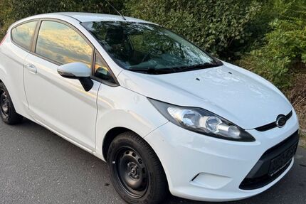 Ford Fiesta 65.000 km 4.690 &euro; rodgau 63110