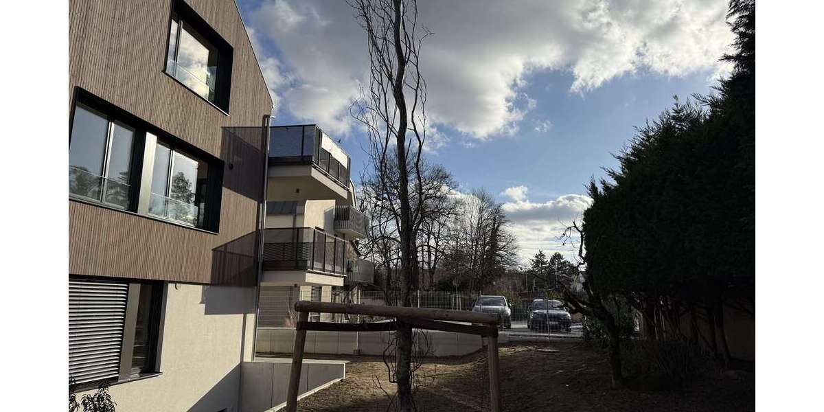 Wohnung zum Mieten in Darmstadt 2.300 € 128 m² 3 zimmer