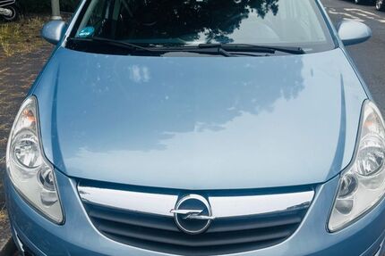 Opel Corsa 66.000 km 3.799 &euro; Offenbach a.M 63069