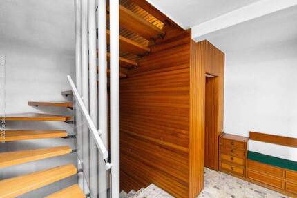 Einfamilienhaus mit Garten, Pool und Garage in begehrter Lage von Neu-Isenburg 5 zimmer