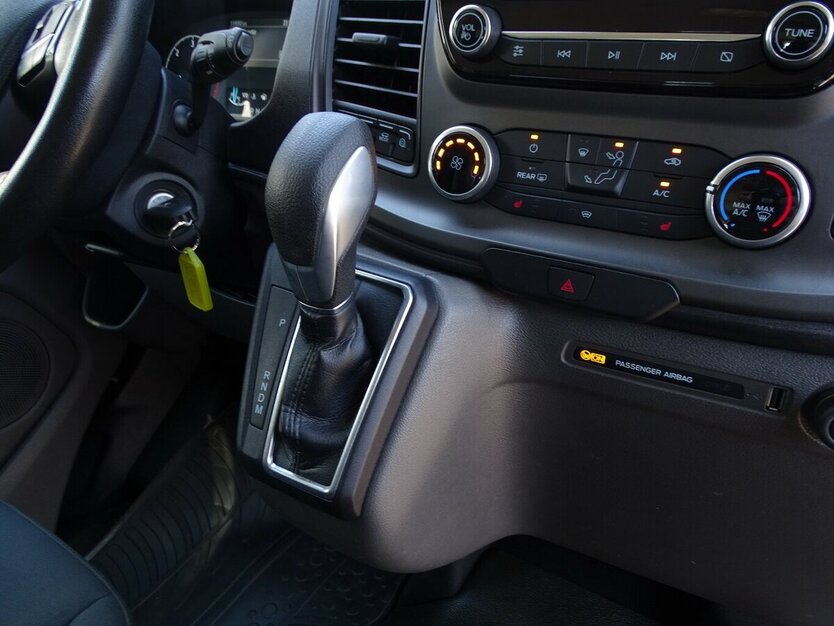 Ford Transit Custom 2,0l TDCi 320 L2 Trend Klimaauto., 119.086 km 24.890 € Rodgau 63110