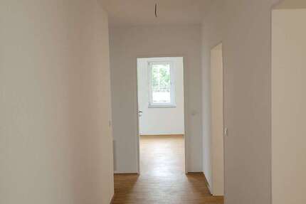Wohnung Hattersheim - 4 Zimmer, 108 m&sup2;, 1.500&euro; | Angebot:27318842