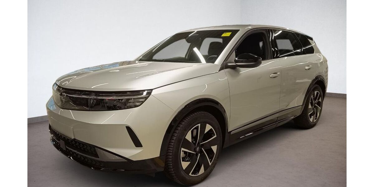 Opel Grandland (X) 5.400 km 35.549 &euro; Rüsselsheim 65428