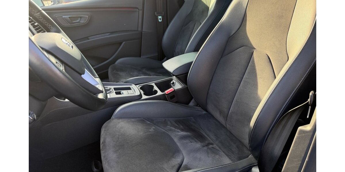 Seat Leon ST 1.4 Xcellence DSG/Panorama/LED 84.899 km 15.499 &euro; Frankfurt 60386