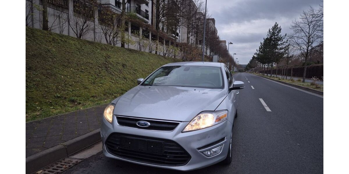 Ford Mondeo 122.747 km 4.300 &euro; Frankfurt am Main 60486