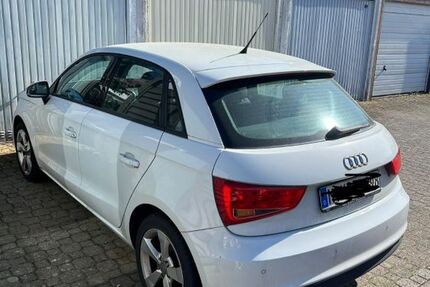 Audi A1 42.000 km 11.900 &euro; Hochheim 65239
