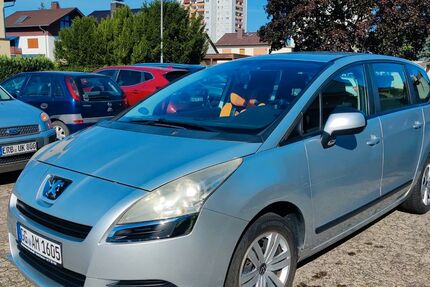 Peugeot 5008 160.000 km 3.800 € Darmstadt 64297