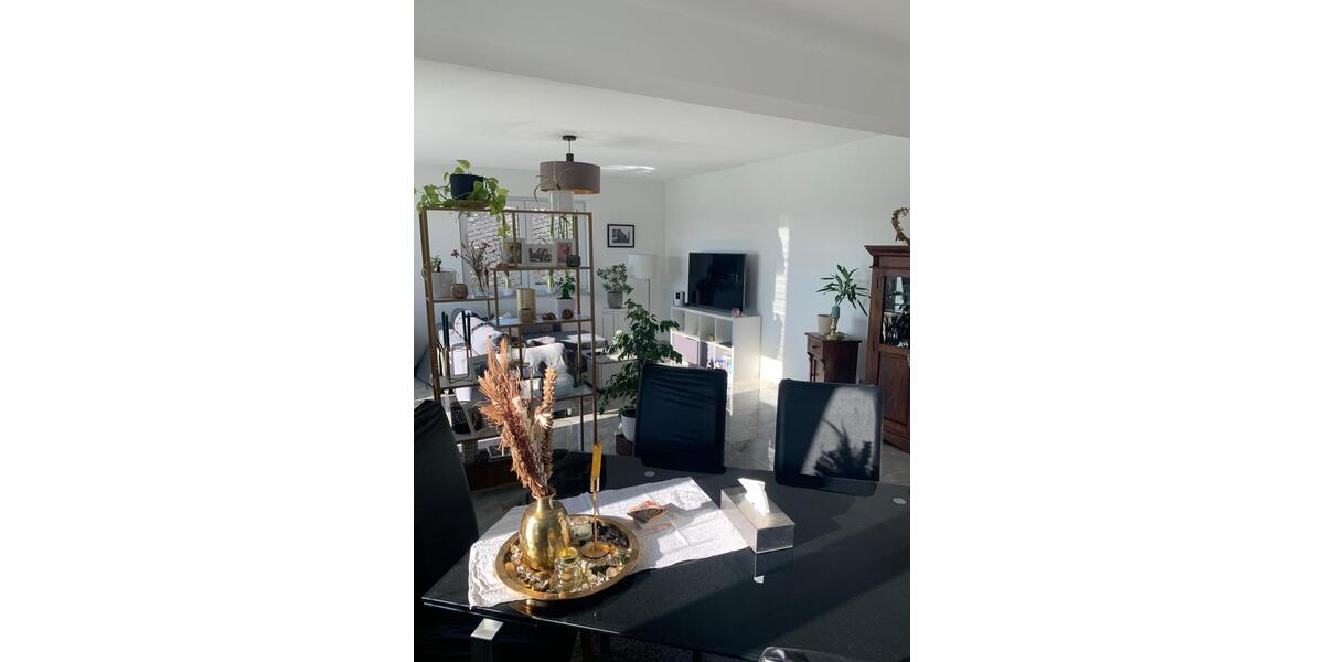 Etagenwohnung Mainz Ebersheim - 4 Zimmer, 152 m&sup2;, 1.900&euro; | Angebot:25152219