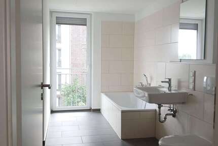 Wohnung zum Mieten in Frankfurt am Main 2.199 € 120.74 m² 5 zimmer