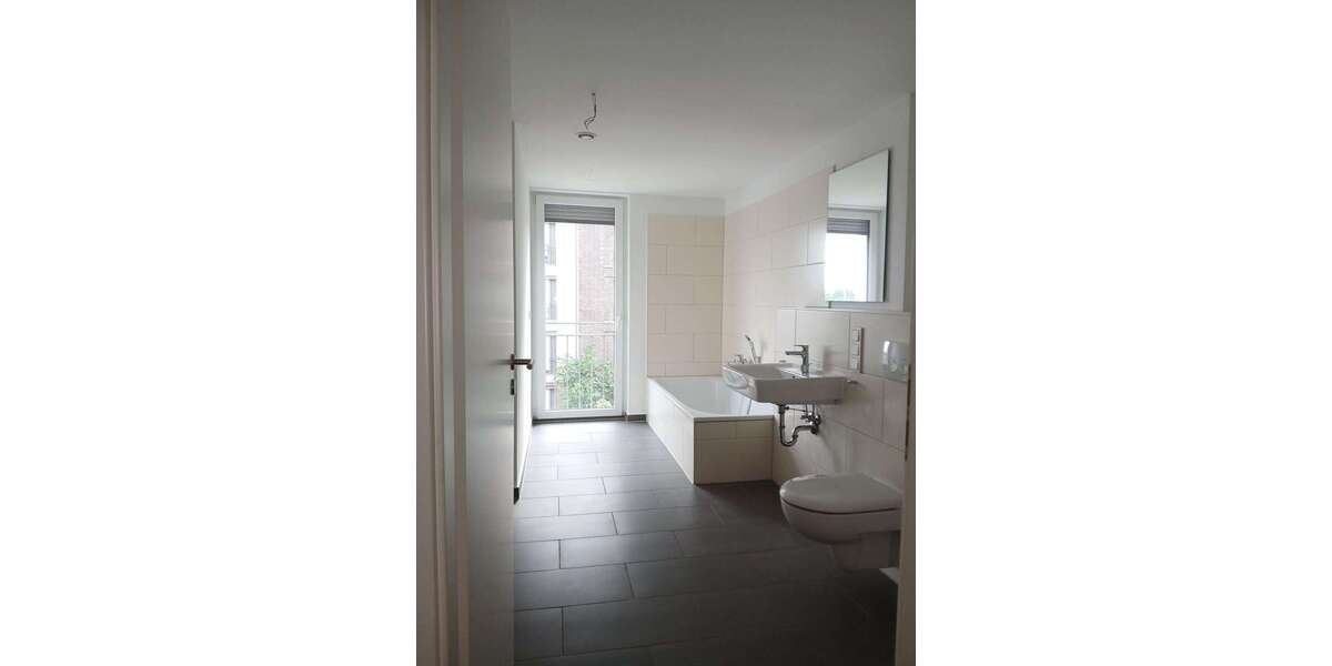 Wohnung zum Mieten in Frankfurt am Main 2.199 € 120.74 m² 5 zimmer