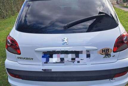Peugeot 206 115.000 km 2.700 &euro; Westend-Süd (Frankfurt am Main) 60327