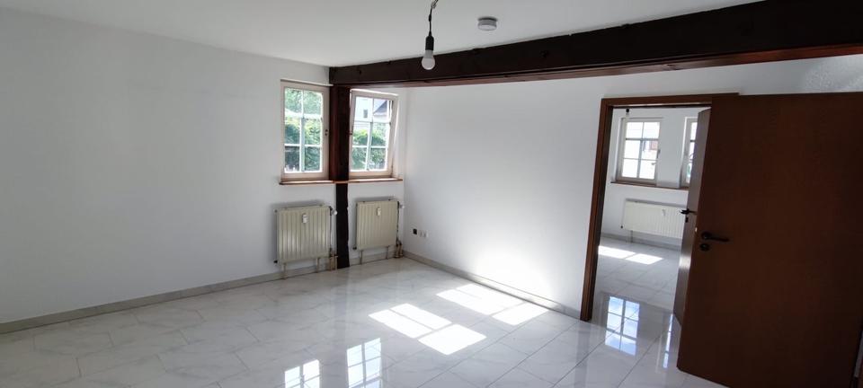 Etagenwohnung Darmstadt Eberstadt - 2.5 Zimmer, 69 m&sup2;, 1.035&euro; | Angebot:25859891