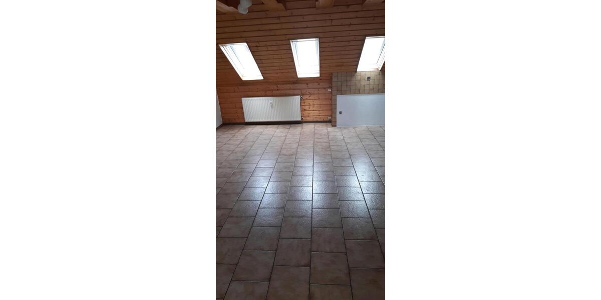 Dachgeschoßwohnung Bischofsheim - 2 Zimmer, 55 m&sup2;, 185.000&euro; | Angebot:26121507