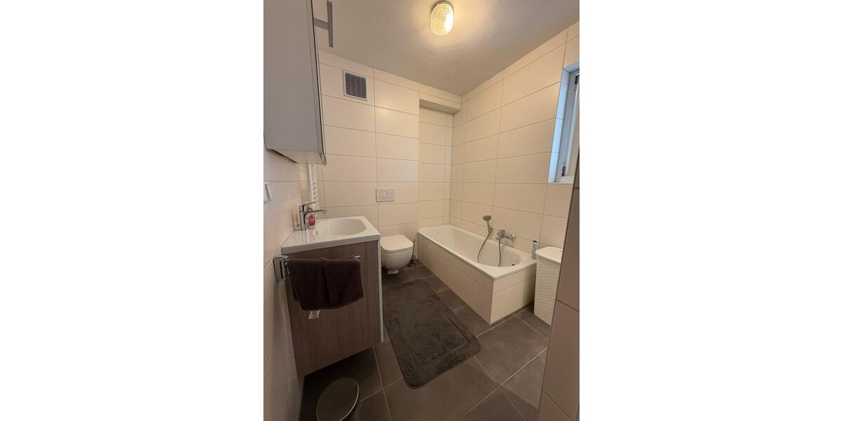 Hochparterre Mörfelden-Walldorf Walldorf - 3 Zimmer, 87 m&sup2;, 1.300&euro; | Angebot:26339674