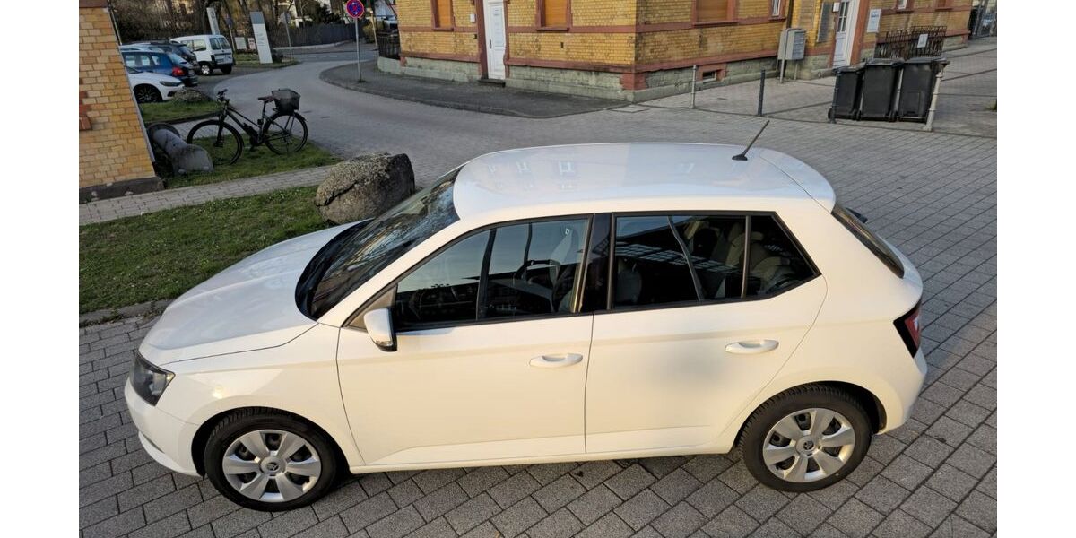 Skoda Fabia 117.000 km 7.500 &euro; Mörfelden-Walldorf 64546