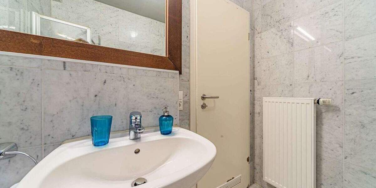 Etagenwohnung Frankfurt am Main Nordend-Ost - 2 Zimmer, 50 m&sup2;, 2.780&euro; | Angebot:23251965