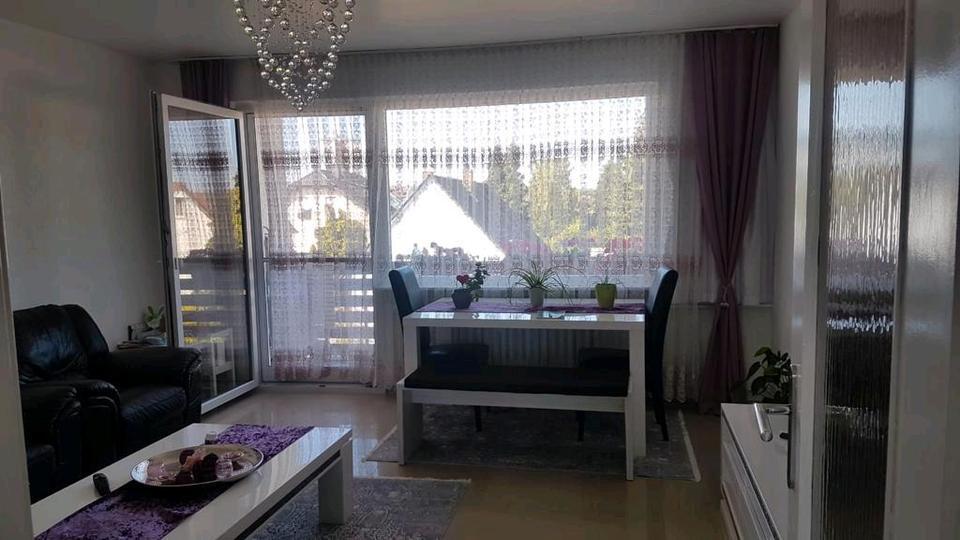 4-Zimmer Wohnung in Biebesheim 2x Balkons und 1x Garage zimmer