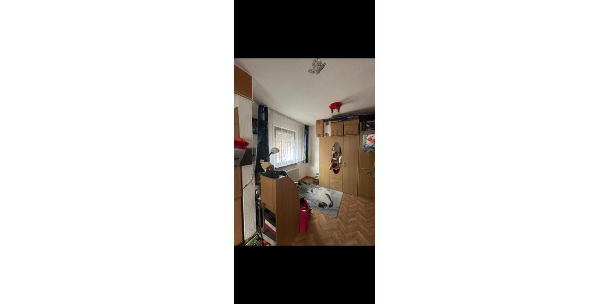 Helle 4.5 Zimmer-Wohnung (120m2) - ab 01.02.2026 zu vermieten 4.5 zimmer