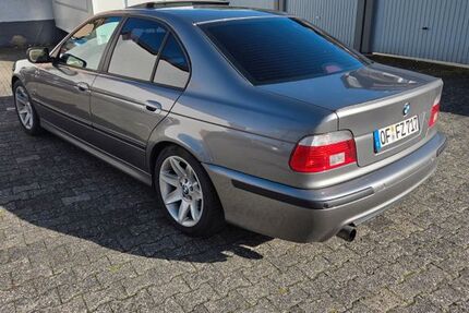 BMW 530 308.000 km 9.100 &euro; Obertshausen 63179