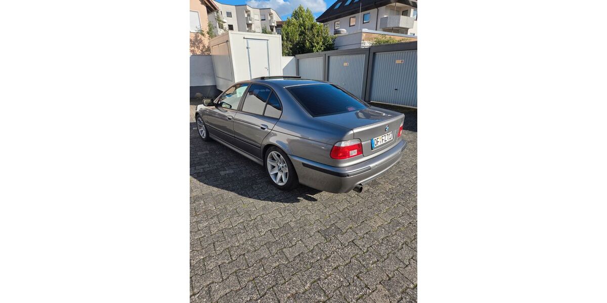 BMW 530 308.000 km 9.100 &euro; Obertshausen 63179