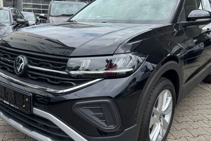 VW T-Cross 3.985 km 26.950 &euro; Frankfurt am Main 65936