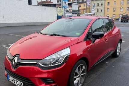 Renault Clio 72.184 km 9.990 &euro; Frankfurt am Main 65934