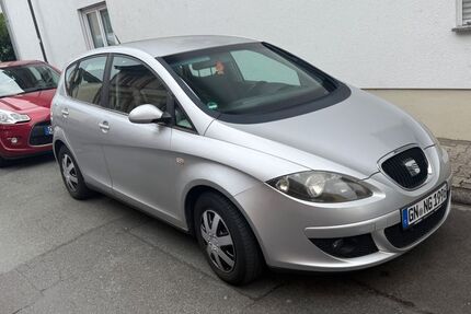Seat Altea 195.000 km 1.950 &euro; Offenbach 63073