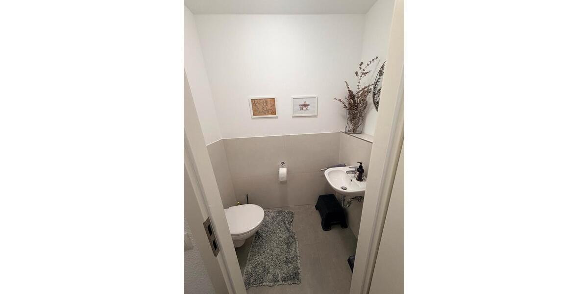 Erdgeschoßwohnung Gernsheim - 3 Zimmer, 90 m&sup2;, 1.240&euro; | Angebot:26630959