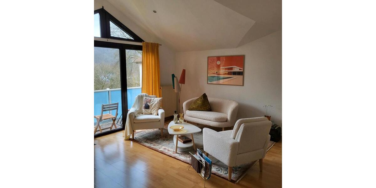 Dachgeschoßwohnung Hofheim am Taunus - 1 Zimmer, 55 m&sup2;, 1.200&euro; | Angebot:24837078