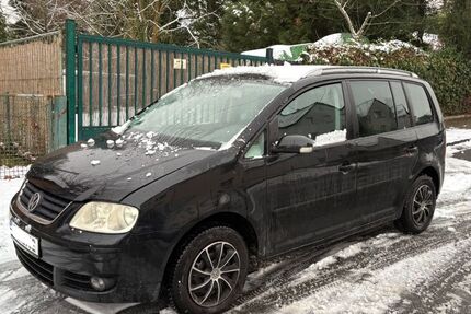 VW Touran 275.000 km 890 &euro; Frankfurt am Main 60311