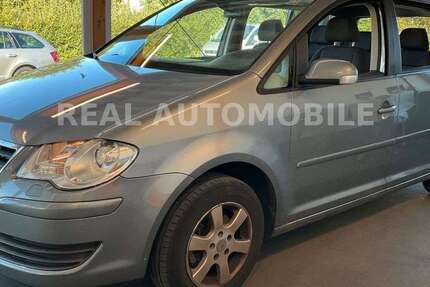 VW Touran 225.000 km 4.300 &euro; Frankfurt 65933